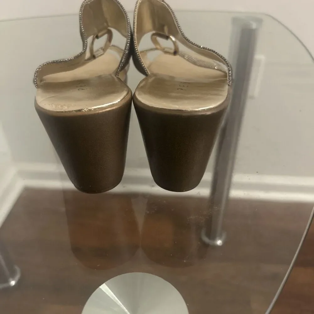 Pesáro Gold & Silver Platform Sandals Women’s, Sz 6
